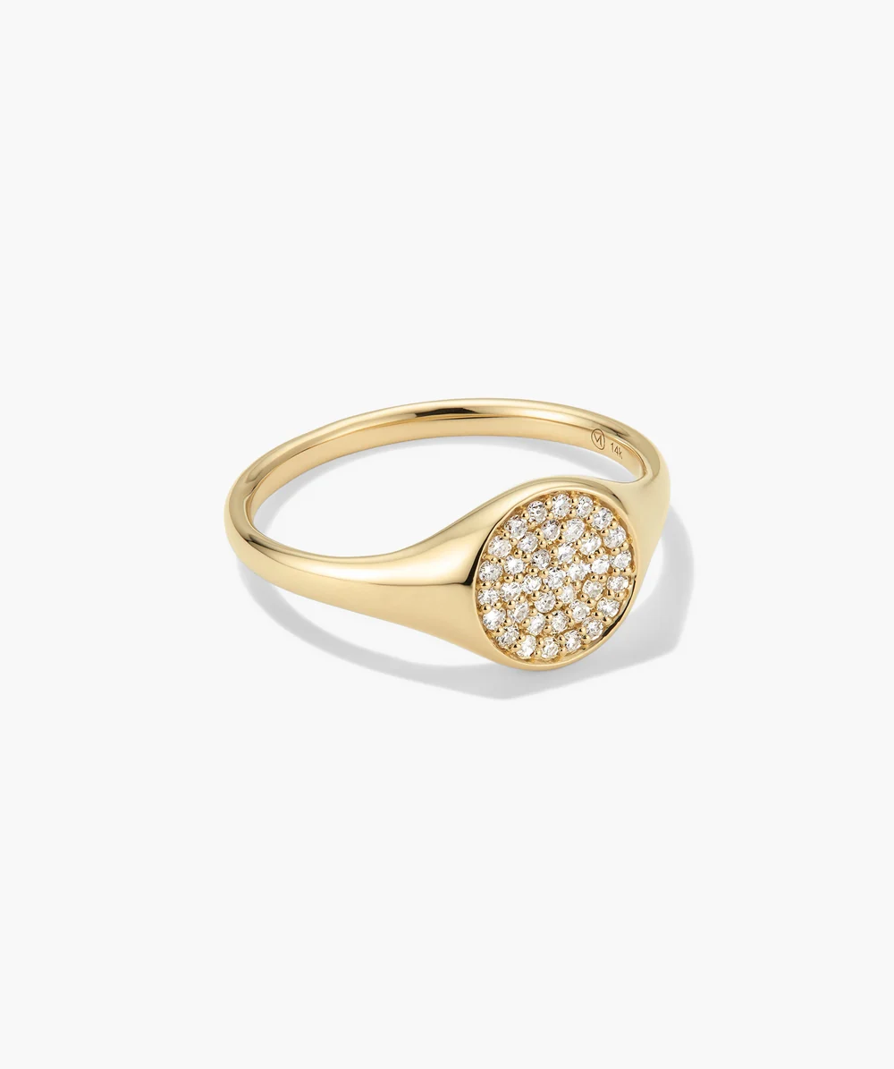 Gold Pavé Oval Ring Toursouvenirsmerch Zarelle Vioneth Stone Cluster 3 - Ringjoys Gold Pavé Oval Ring Toursouvenirsmerch Zarelle Vioneth Stone Cluster
