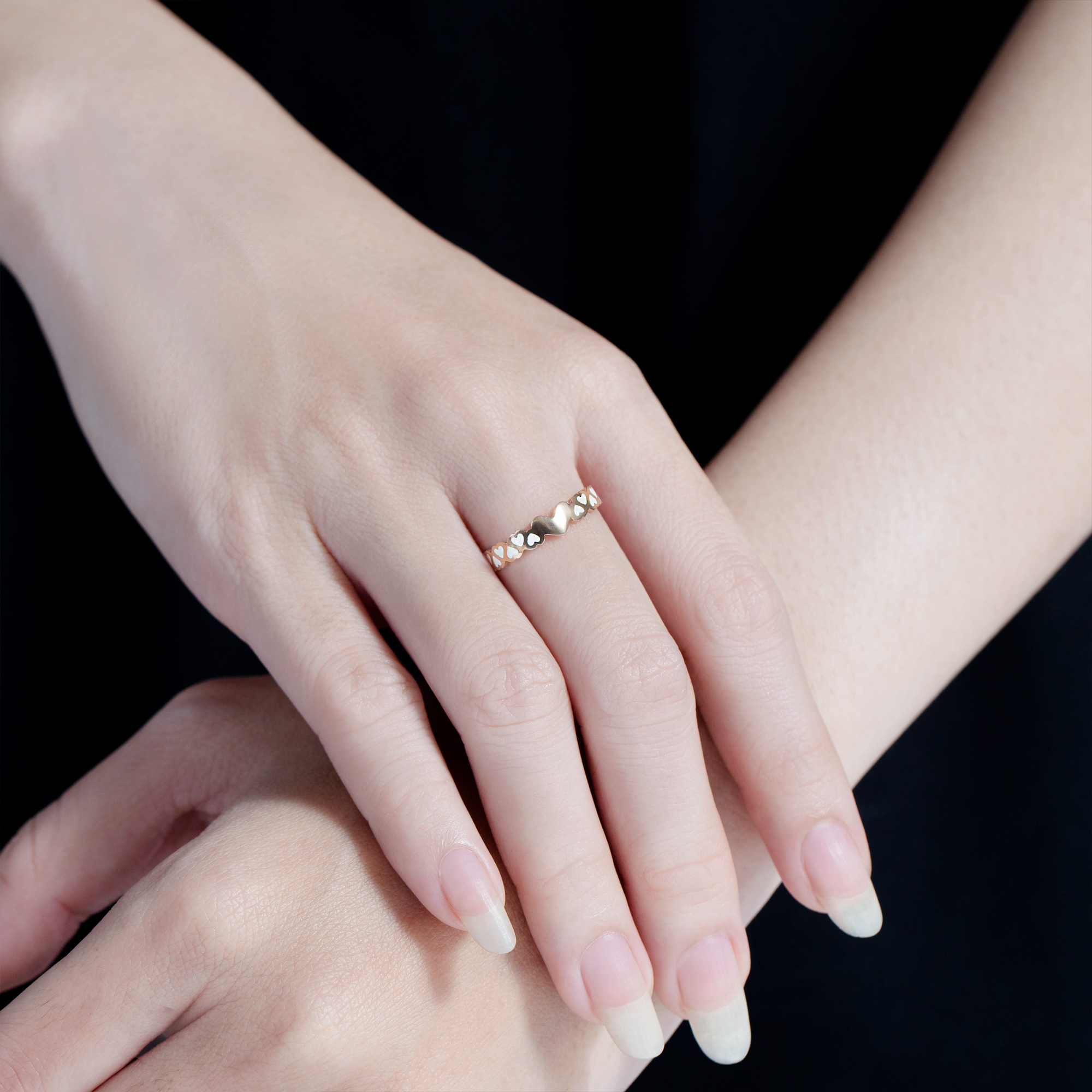 Minimalist Ring Toursouvenirsmerch Amorielle Heart Lattice Rose Gold Band 4 - Ringjoys Minimalist Ring Toursouvenirsmerch Amorielle Heart Lattice Rose Gold Band - Image 3