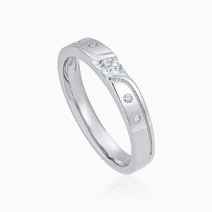 Toursouvenirsmerch Velnora Silver Triple Stone Band Ring with Stepped Geometric Edge Design