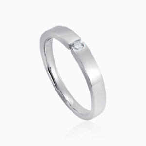 Silver Sculpted Band Ring Toursouvenirsmerch Quorvex Raised Clear Stone Sleek Edge Design